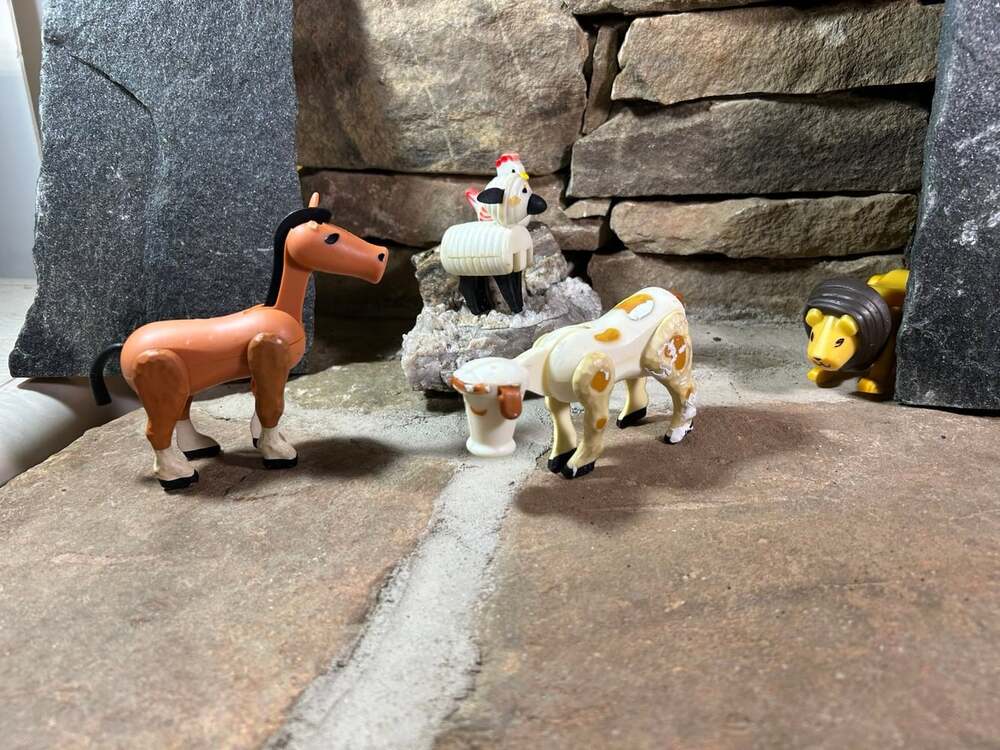 Vintage Fisher Price Little People - Sheep,Chicken,horse,cow,lion…